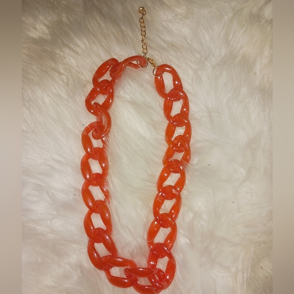 Women clear Orange plastic chains necklace - Picture 3 of 4